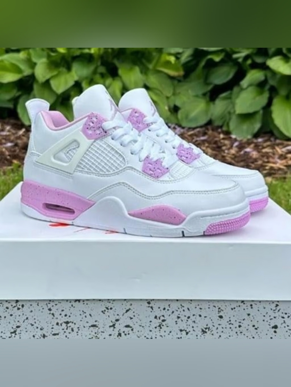 Air Jordan 4 Retro White Pink Oreo - Picture 4 of 5